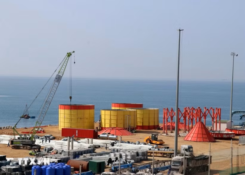 Ca Na LNG power plant project