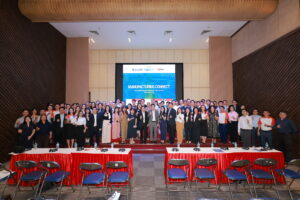 Participants pose for a group photo at Manufacturing Connect VSIP Hai Phong 2026
